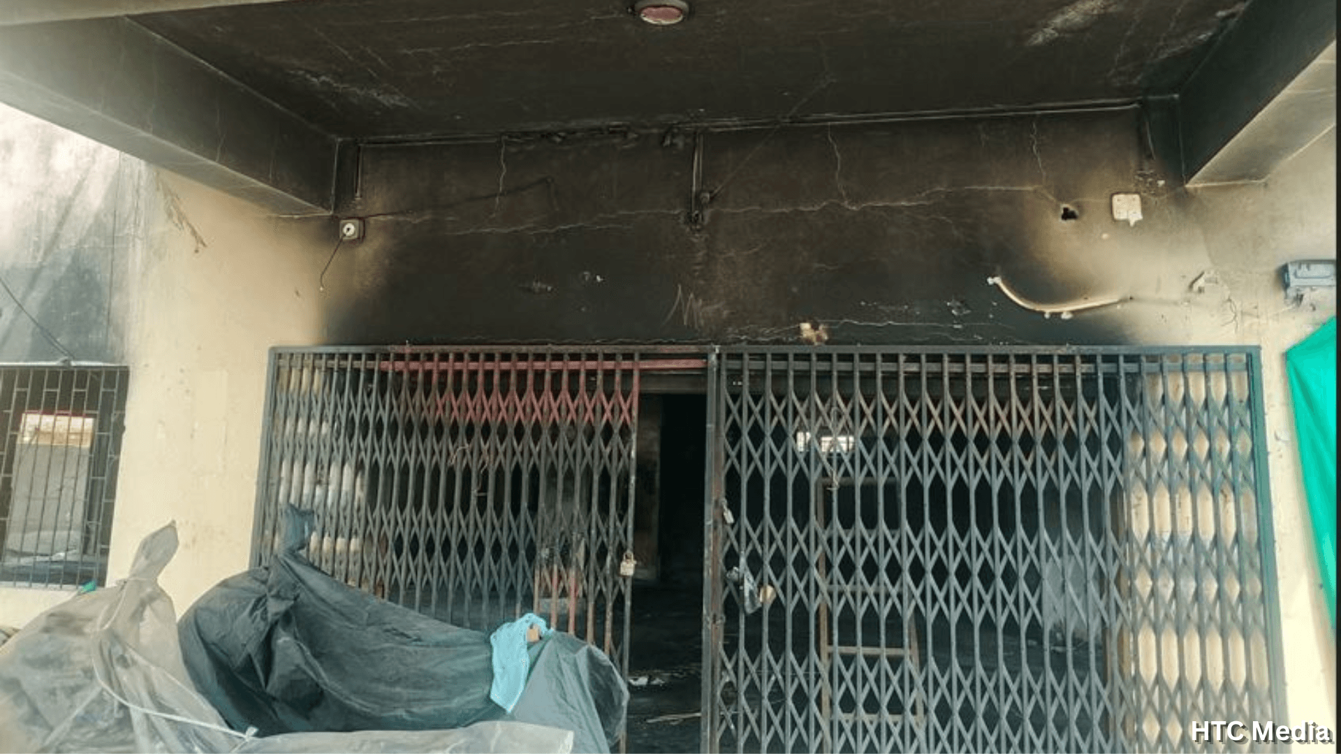 चन्द्रपुर नगरपालिकाको प्रशासनिक भवन आगजनीपछि अझै पुनर्निर्माण अनिश्चित