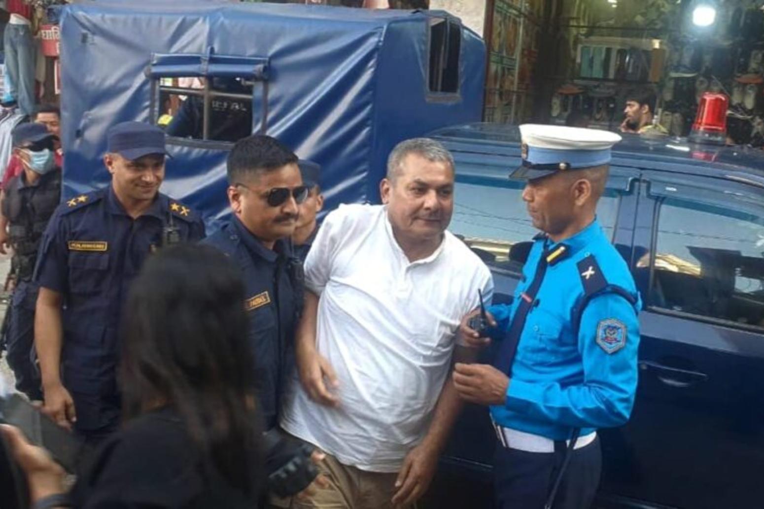 दुर्गा प्रसाईंलाई धरौटीमा छाड्न अदालतको आदेश