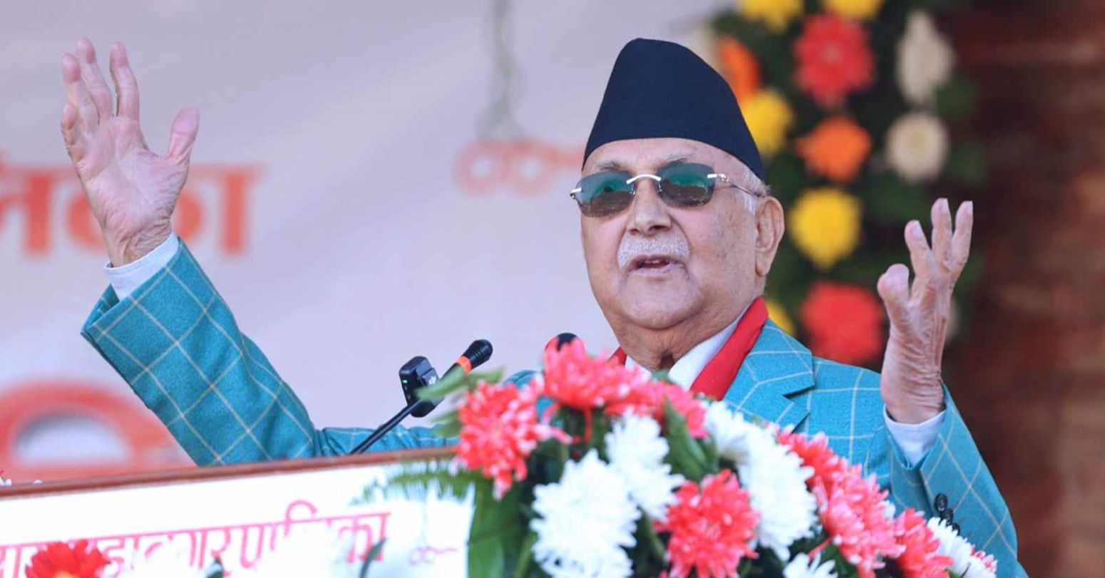 ललितपुर पुगेर बालेनको कटाक्ष गर्दै ओलीले भने : तपाईंहरुले गरिबलाई लखेट्नु भएको छैन्