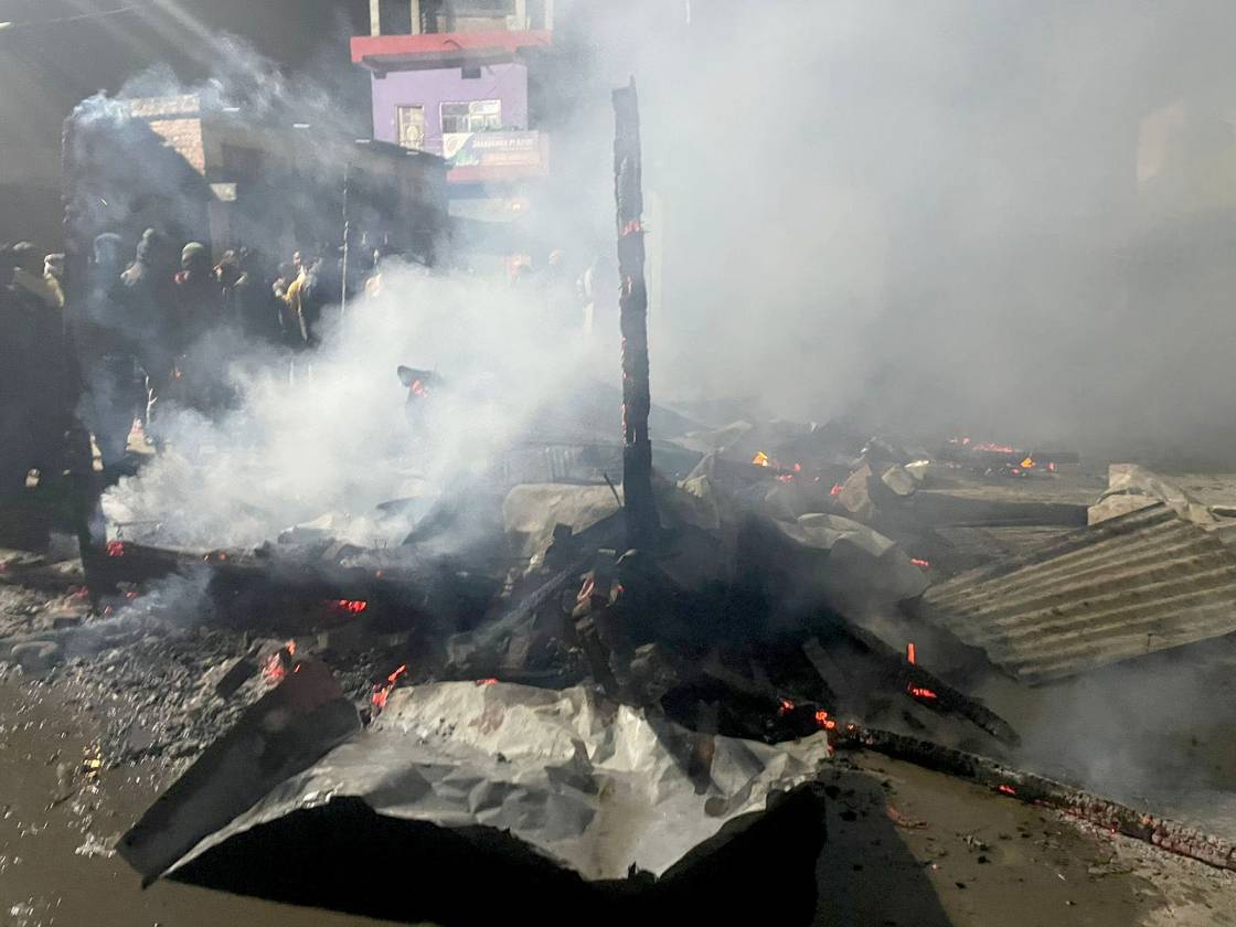 आगलागीमा परी १० लाख बढीको क्षति