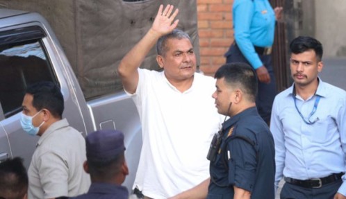 दुर्गा प्रसाईंलाई अदालतमा उपस्थित गराइयो