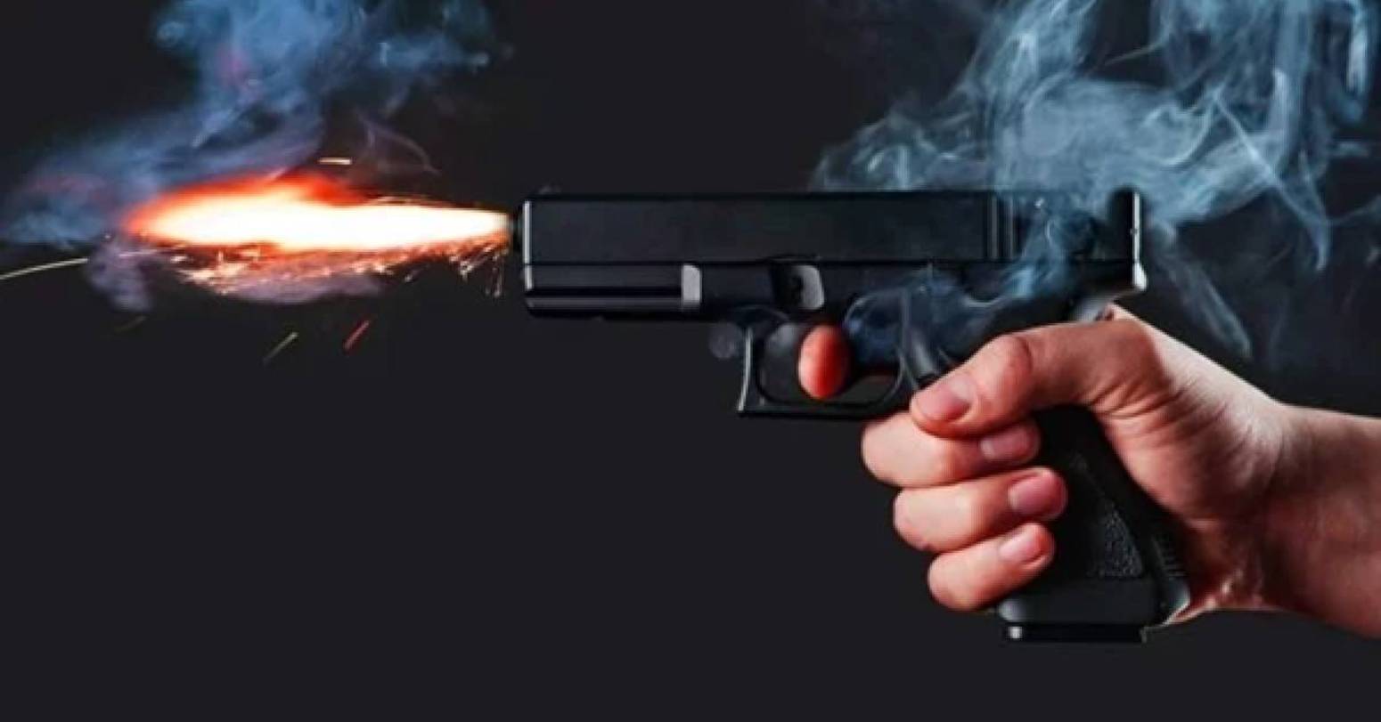 चितवमा सेनाले गोली चलायो, एक जना गैंडाको खाग तस्कर पक्राउ