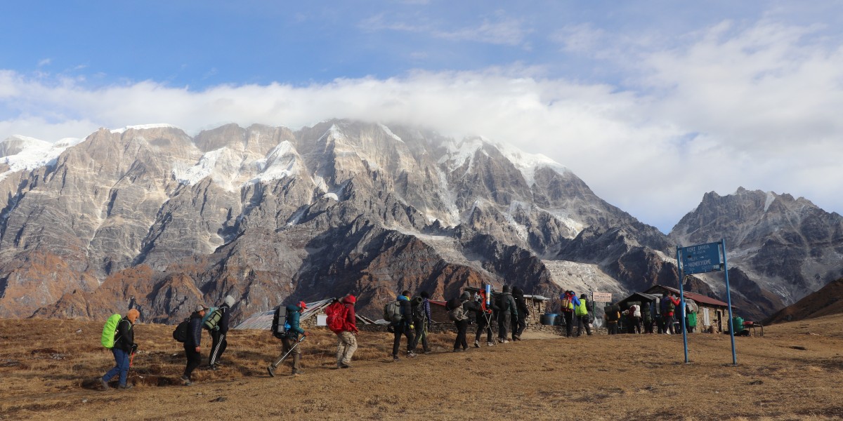 सूर्योदय र सूर्यास्त अवलोकनको आकर्षक गन्तव्य बन्दै कोरीडाँडा
