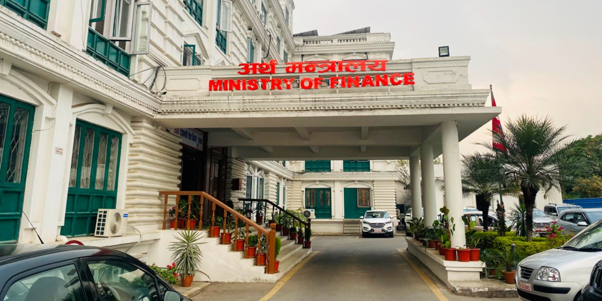 बजेट अर्धवार्षिक समीक्षाः आम्दानी ३९ र खर्च ३५ प्रतिशत