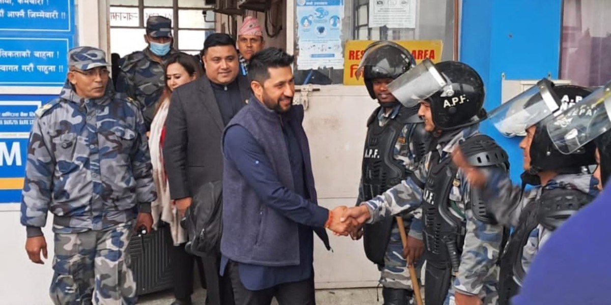 सुप्रिम सहकारी ठगी प्रकरण  : रवि लामिछानेमाथि थुनछेक बहस सुरु