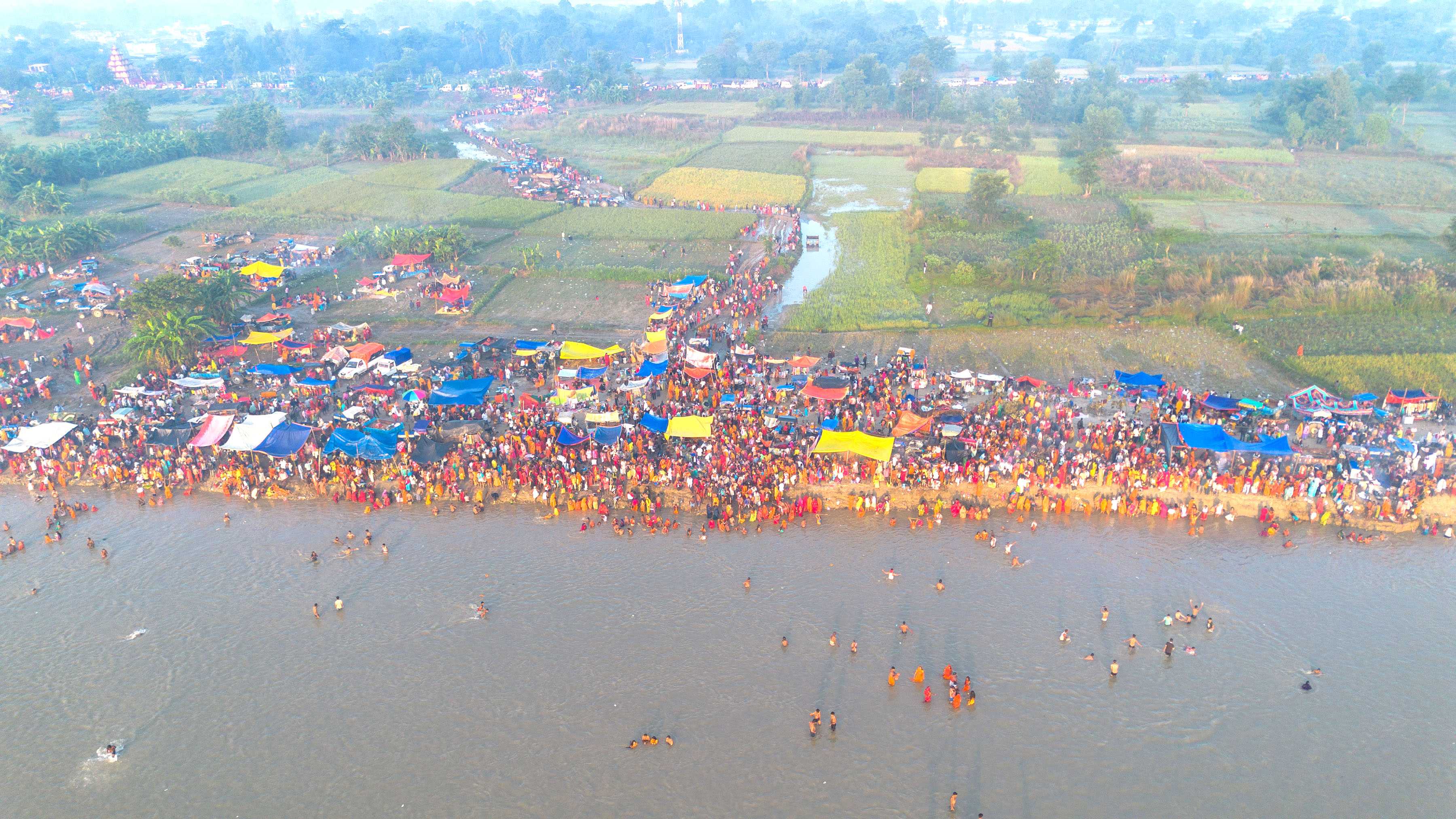 कार्तिक स्नान गर्नेको घुइँचो (तस्बिरहरू)