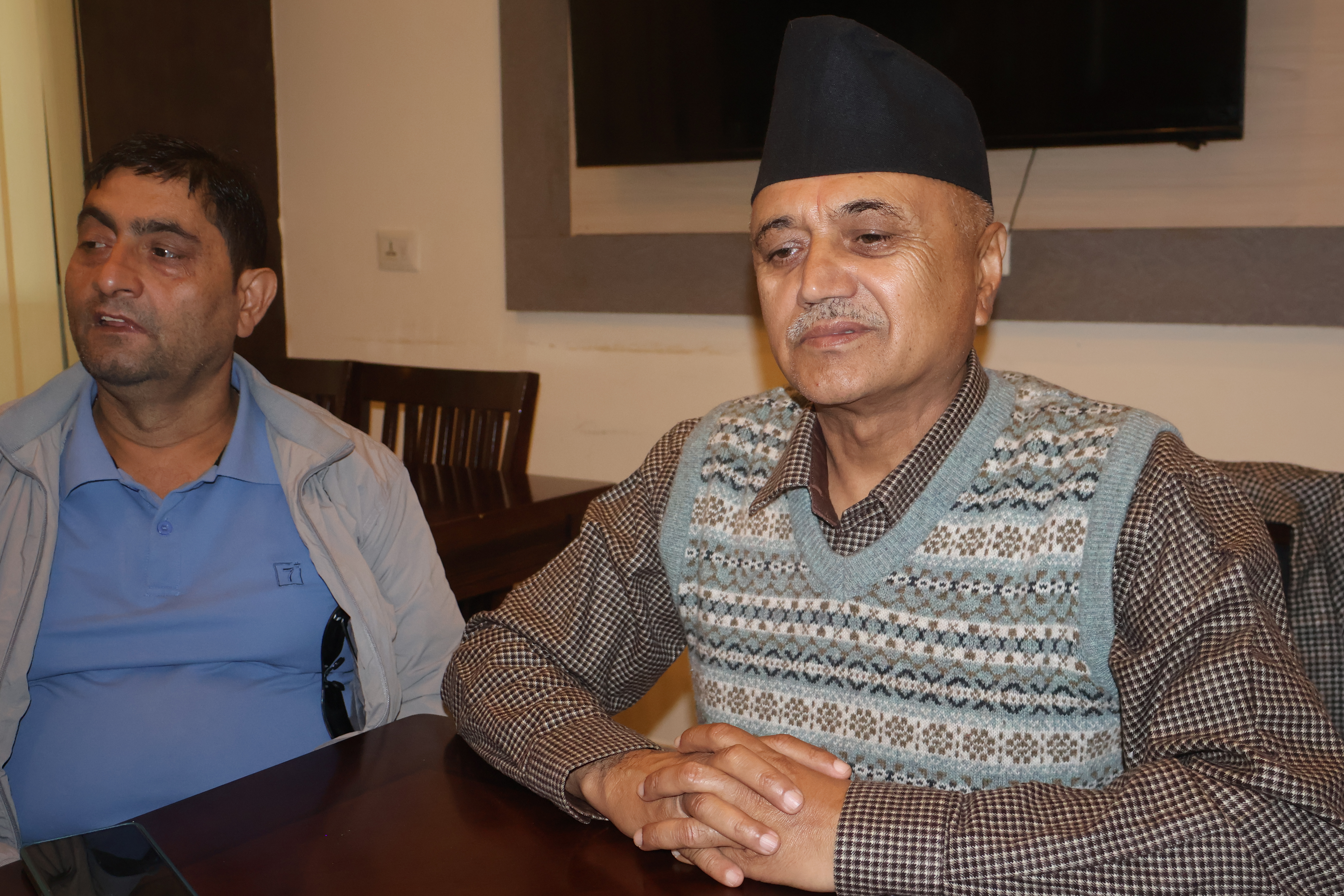 सहमतिमा परिस्थिति सामान्य बनाउनुपर्छ : एमाले नेता अधिकारी