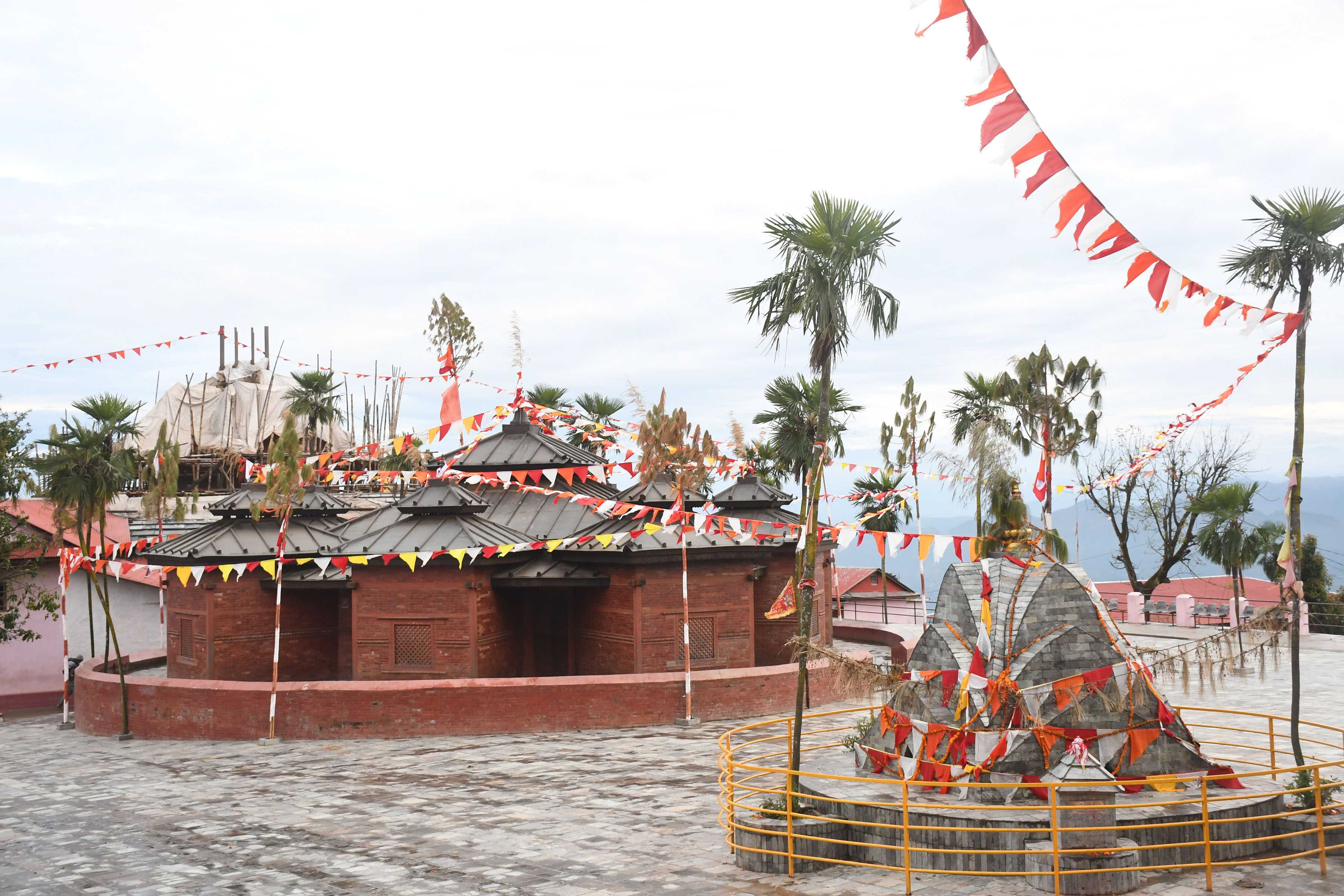 स्वर्गद्वारी मन्दिर (तस्बिरहरू)