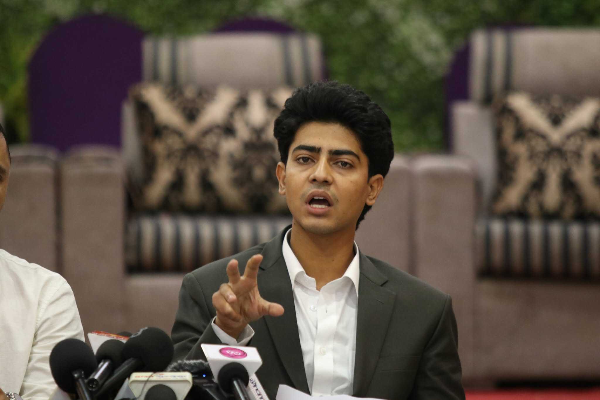 जेनजी अभियान्ता मिराज ढुंगानाले नयाँ पार्टी खोल्दै