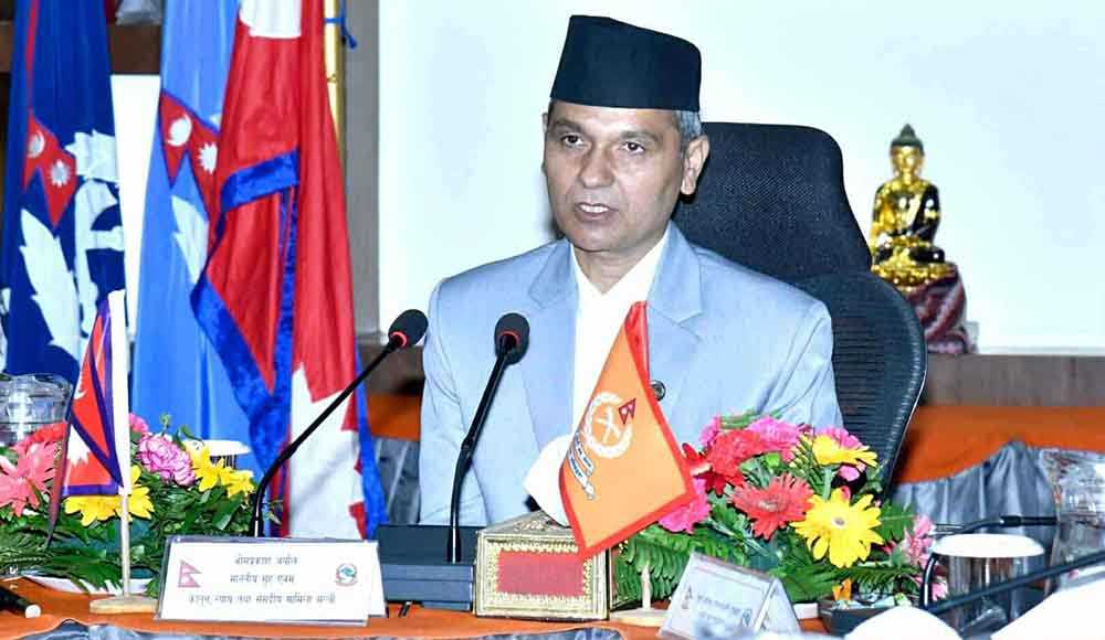 प्रहरीलाई समयानुकूल परिस्कृत गर्दै लैजानुपर्छ : गृहमन्त्री अर्याल