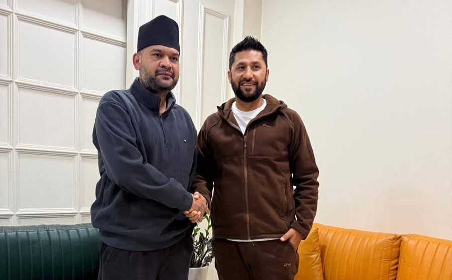 मुलधारको राजनीतिमा बालेनको इन्ट्री, पुराना दल जोखिममा