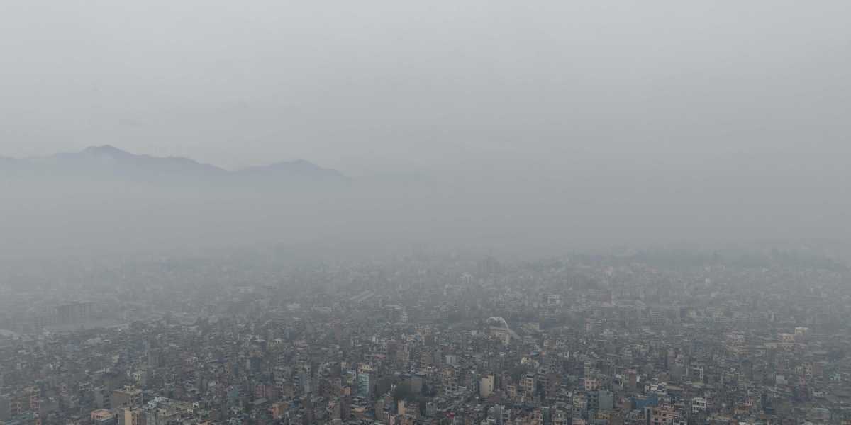 देशको पश्चिमी क्षेत्रमा हिमपात र वर्षा, काठमाडौंको आकाश धुम्म