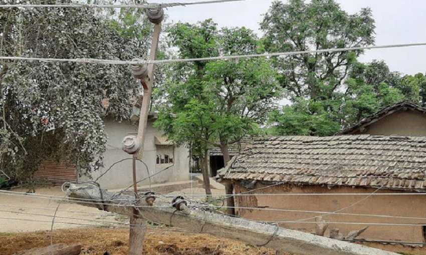 सिरहामा विद्युत् चुहावट बर्सेनि बढ्दो