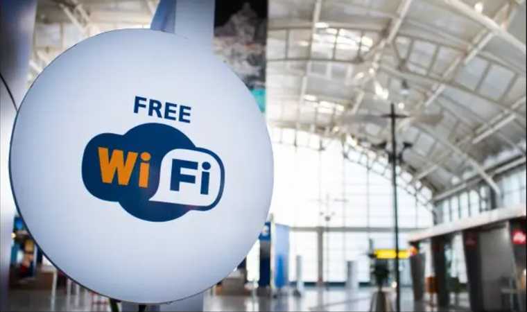 नयाँ बसपार्कमा निःशुल्क इन्टरनेट सेवा चलाउन पाएसँगै यात्रुमा खुसी